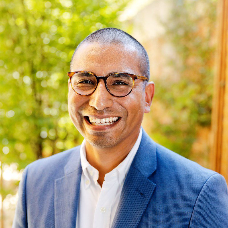 Headshot for Lenin Lopez