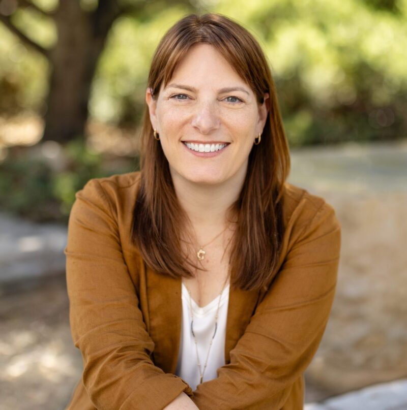 Headshot for Jennifer Miller