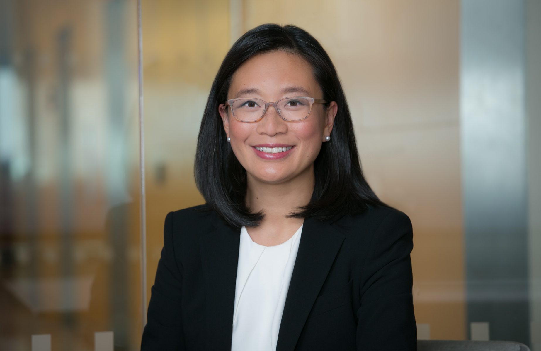 Headshot for Sue Meng